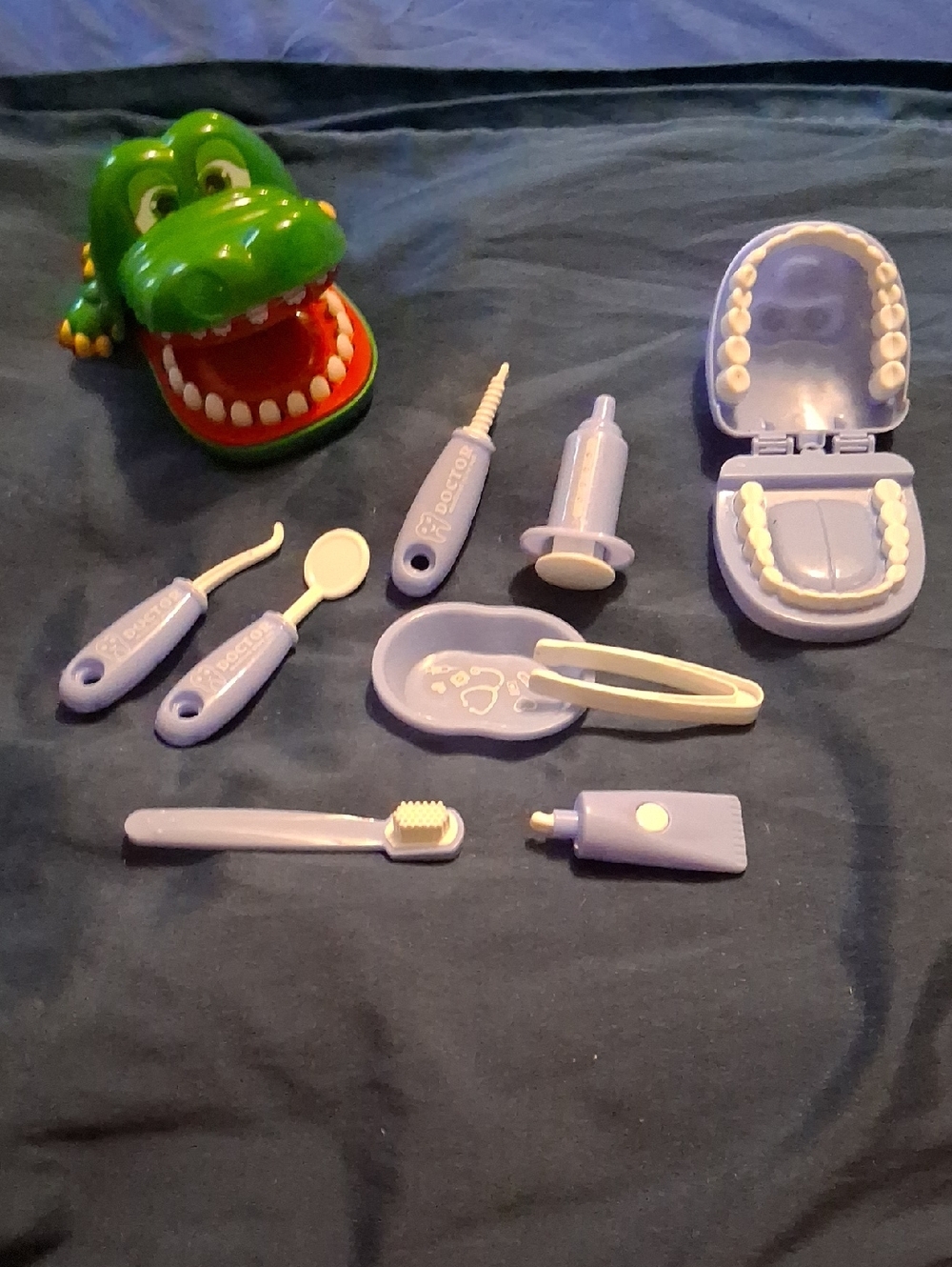 Children's Dental Playset & Crocodile Tooth Game